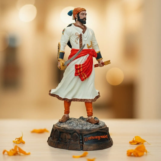 Maharaj Standing Idol (Color)