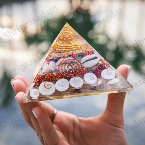 Shri Yantra Gomti Chakra Orgon Pyramid